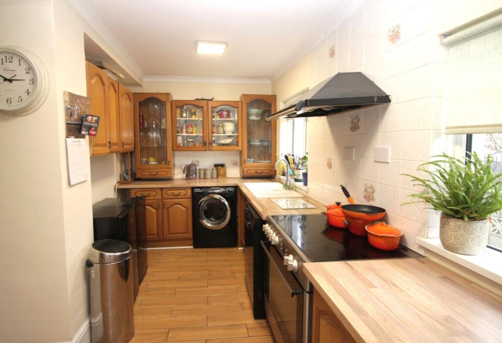 Additional image 8 of Stallcourt Avenue, Llantwit Major, CF61