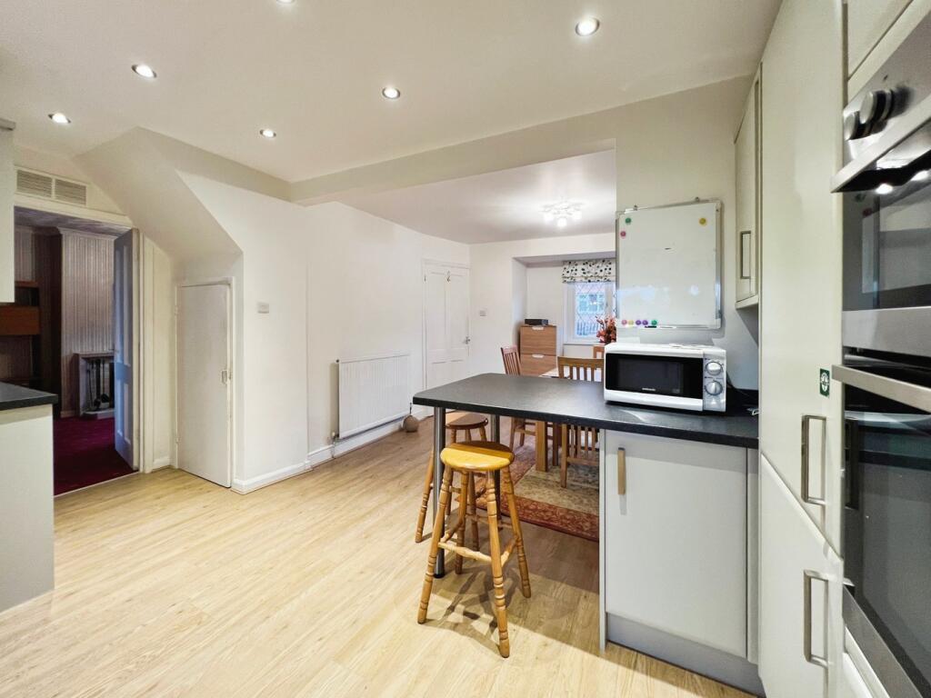 Additional image 7 of Ivythorn Close, Street, BA16