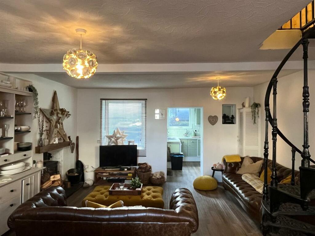 Additional image 4 of 40-42 Bridgend Road, Aberkenfig, Bridgend, CF32 9BA