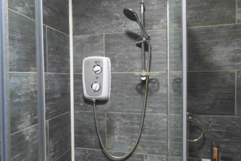 Additional image 9 of First Floor Flat, Arthur Street, Roath, Cardiff