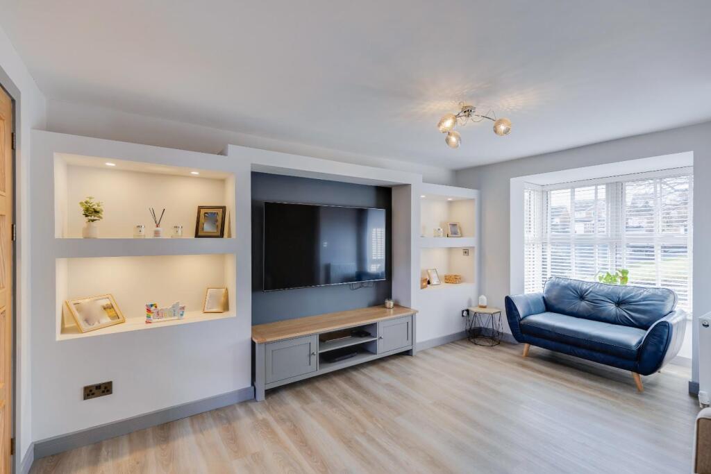 Additional image 2 of 11 Afal Sur, Barry, CF63 1FX