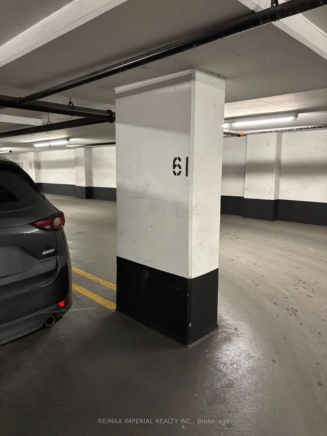 Additional image 17 of 18 Parkview Ave Unit 2506