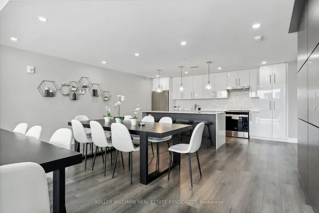 Additional image 34 of 15 Queen St Unit 1814