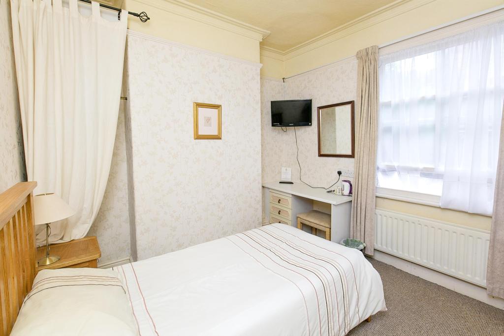 Additional image 16 of Hoole Road, Chester, CH2