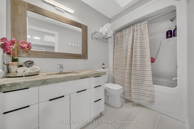 Additional image 24 of 114 Rivertrail Ave