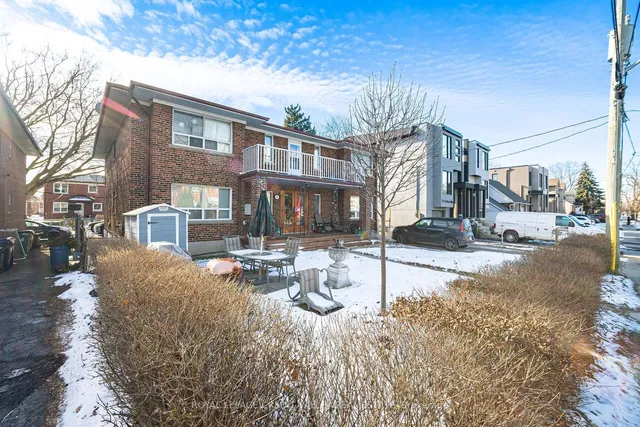 Additional image 15 of 19 Roseland Dr