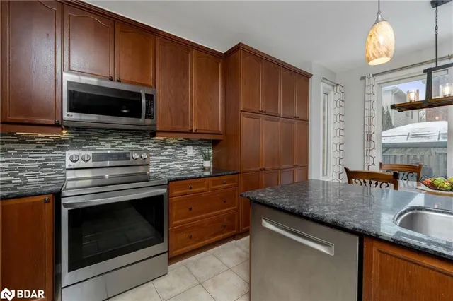 Additional image 16 of 260 Mcdougall Cross