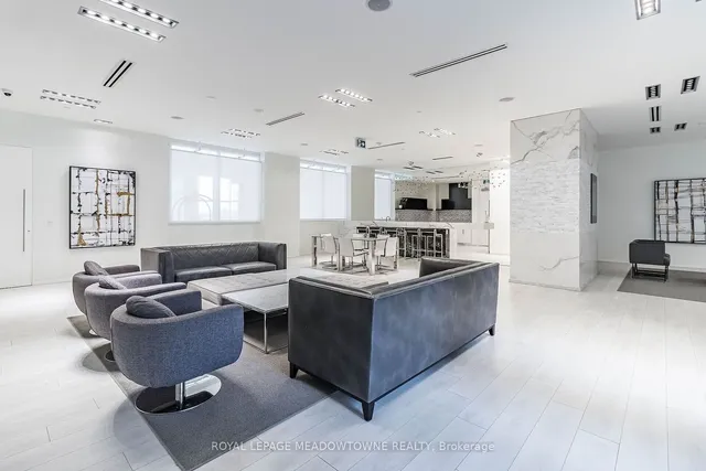 Additional image 13 of 110 Marine Parade Dr Unit 606