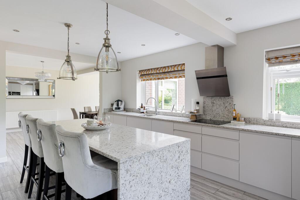Additional image 8 of Manor Park, Great Barrow, CH3