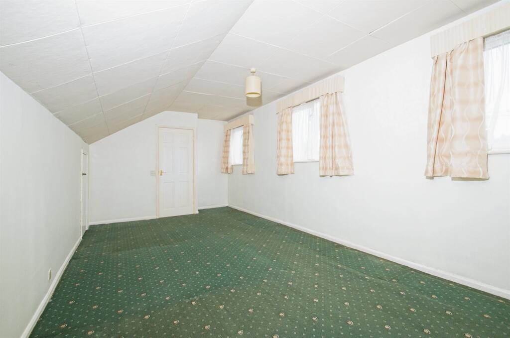 Additional image 9 of Chapel Hill Close, Llanharan, Pontyclun