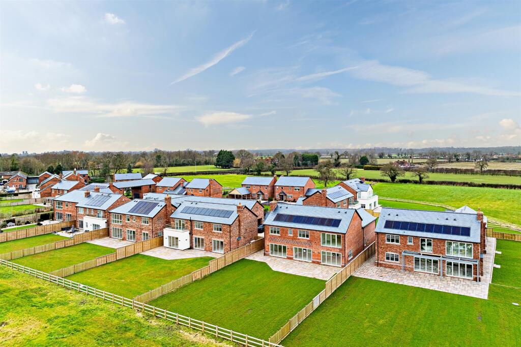 Additional image 4 of Belgrave Garden Mews, Pulford, Chester