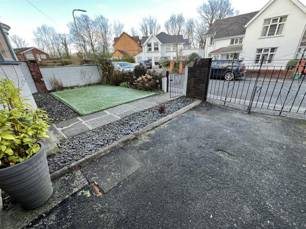 Additional image 20 of Brynawel, Aberdare