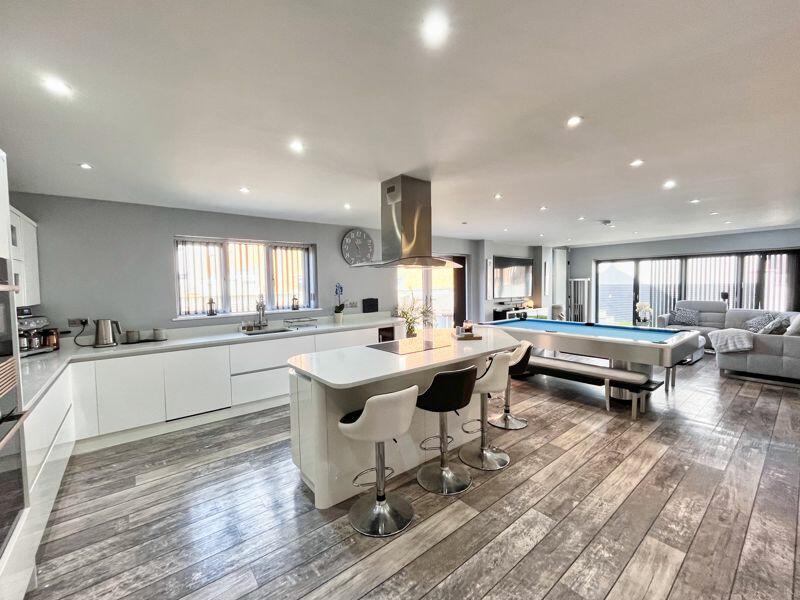 Additional image 4 of 10 Abergarw Meadow, Brynmenyn, Bridgend, CF32 8YG