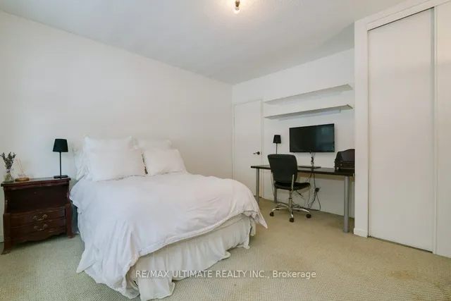 Additional image 20 of 78 Upper Canada Dr Unit 3