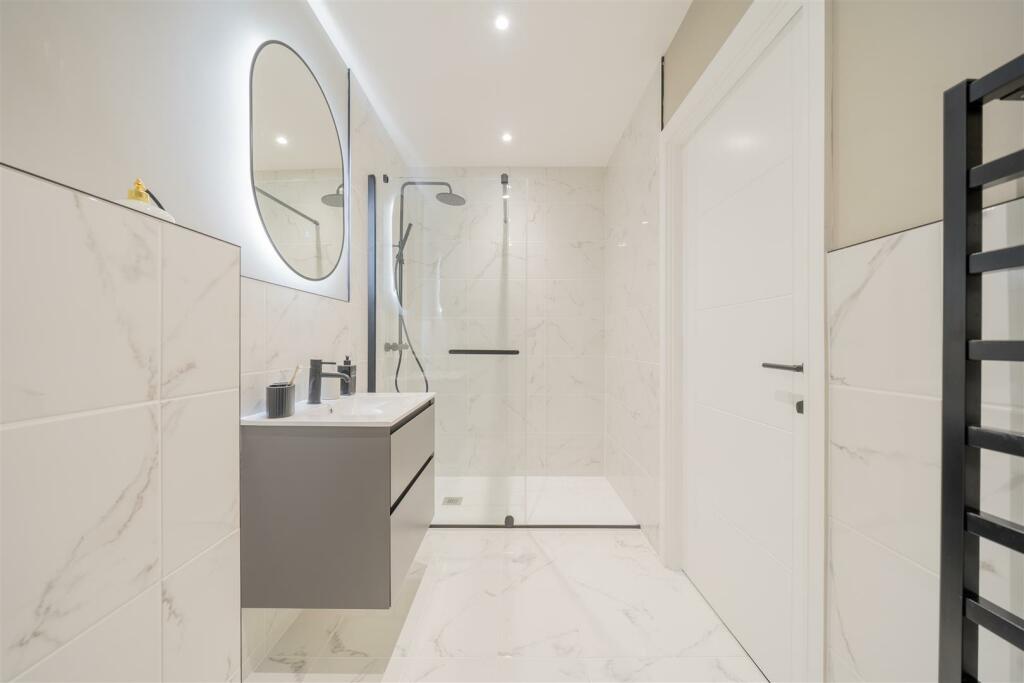 Additional image 32 of Telegraph Road, Heswall, Wirral