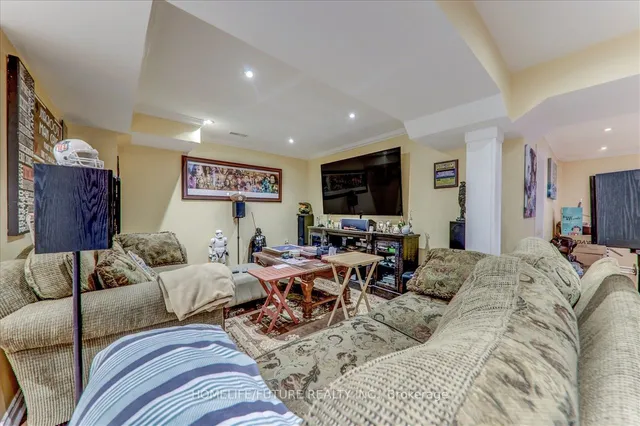 Additional image 29 of 18 Bazalgette Dr