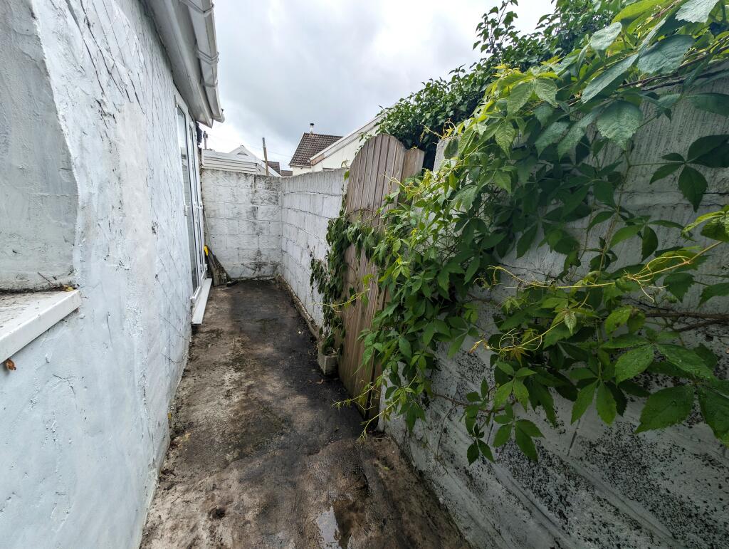 Additional image 34 of Milton Terrace, Merthyr Tydfil, CF47 0DG