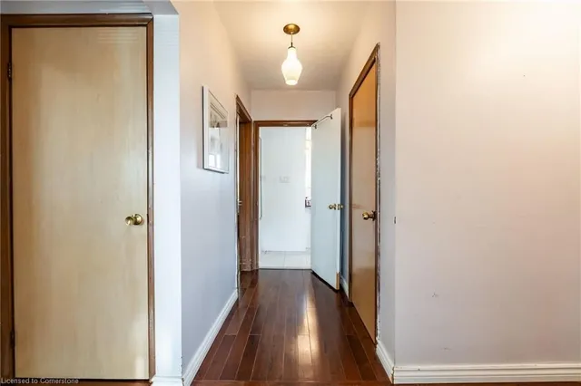 Additional image 27 of 9 Laurier Ave