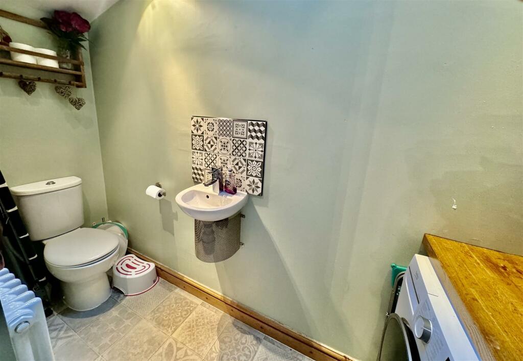 Additional image 9 of Kinnerton Road, Dodleston, Chester