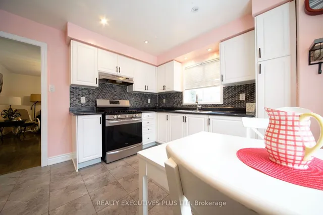 Additional image 9 of 10 Dellview Way