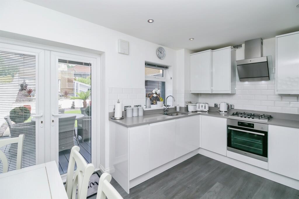 Additional image 17 of Thistle Close, Barry