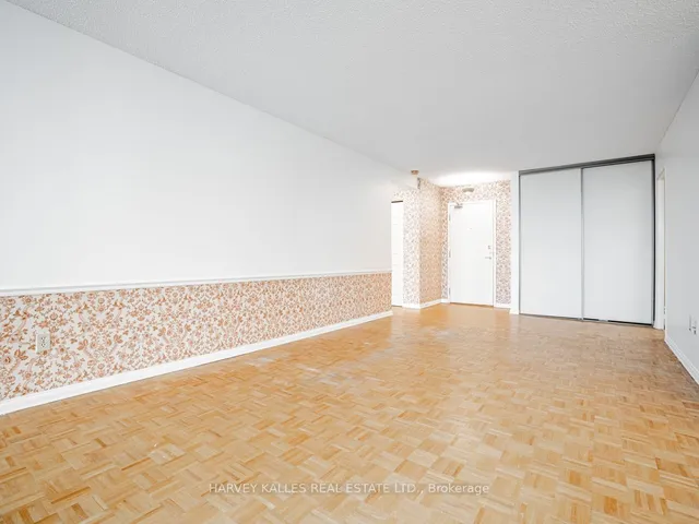 Additional image 17 of 3000 Bathurst St Unit 1101