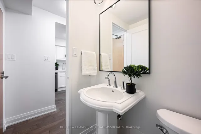 Additional image 11 of 60 Southport St Unit 906