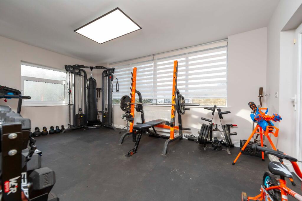 Additional image 20 of Brynyderw, Oakland Street, Bedlinog, Treharris