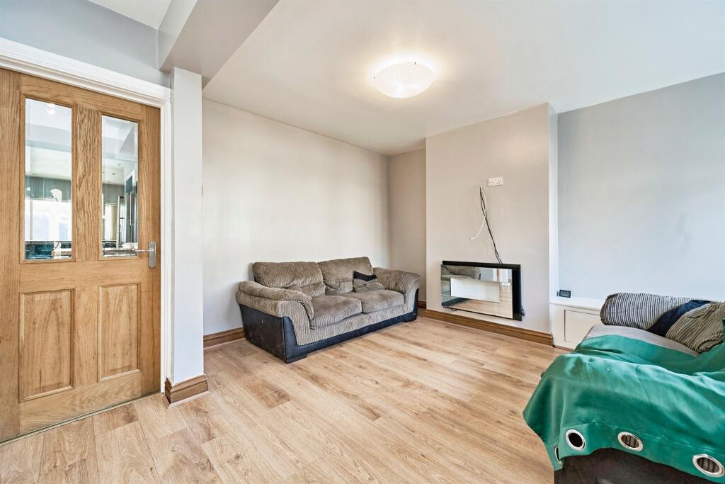 Additional image 18 of St. Pauls Crescent, West Bromwich