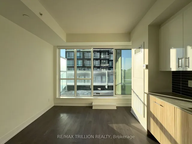 Additional image 10 of 180 Fairview Mall Dr Unit 603