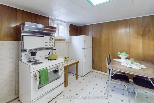 Additional image 28 of 114 Benjamin Blvd