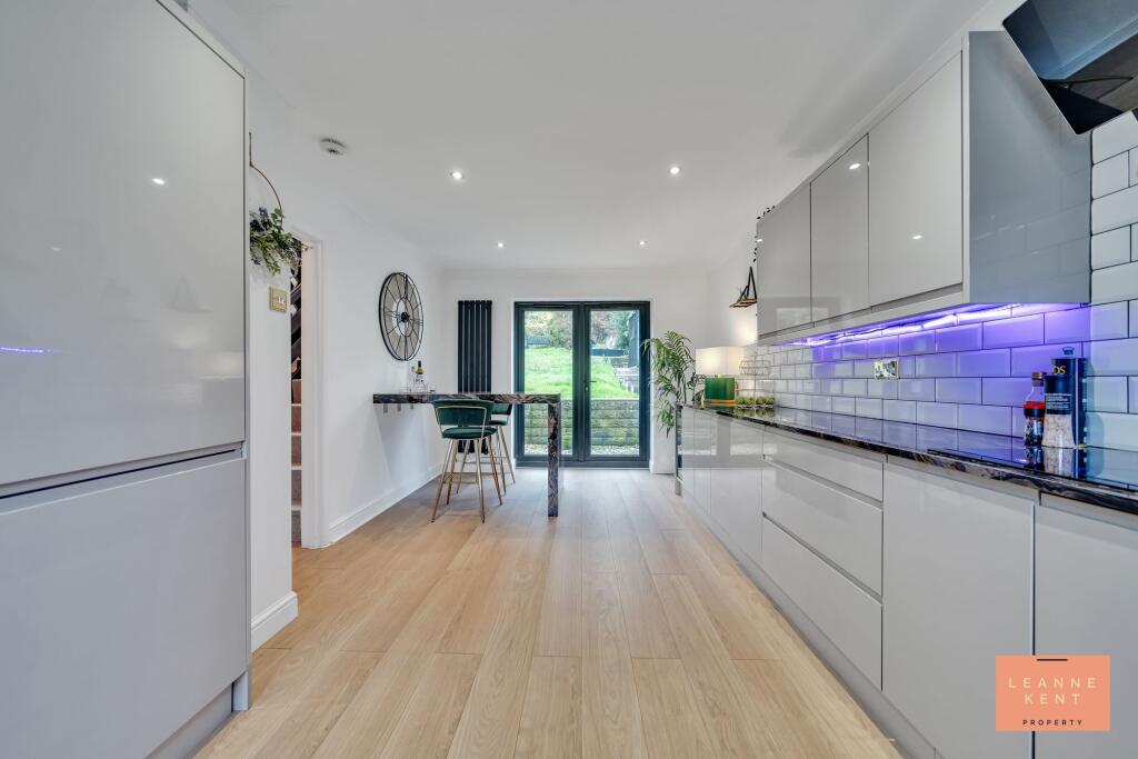 Additional image 18 of Ty Gwyn Close, Heol-Y-Cyw, CF35