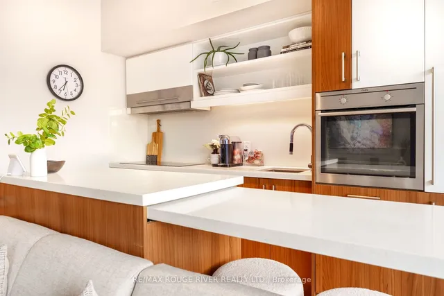 Additional image 16 of 39 Sherbourne St Unit 906