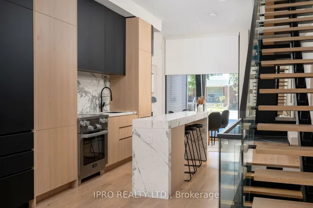 Additional image 12 of 951B Greenwood Ave