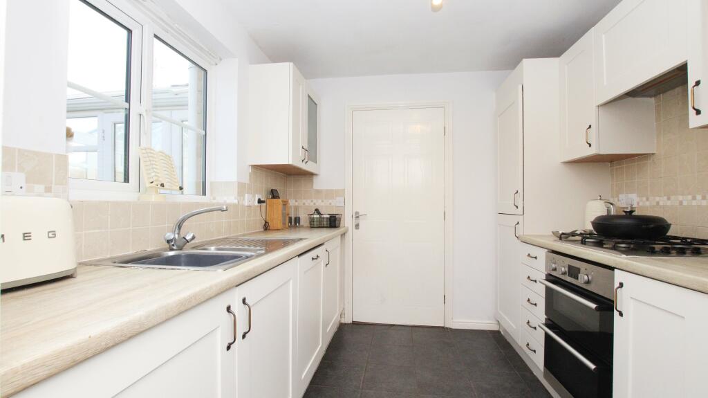 Additional image 6 of Clos Ynysddu, Pontyclun, CF72 9WQ