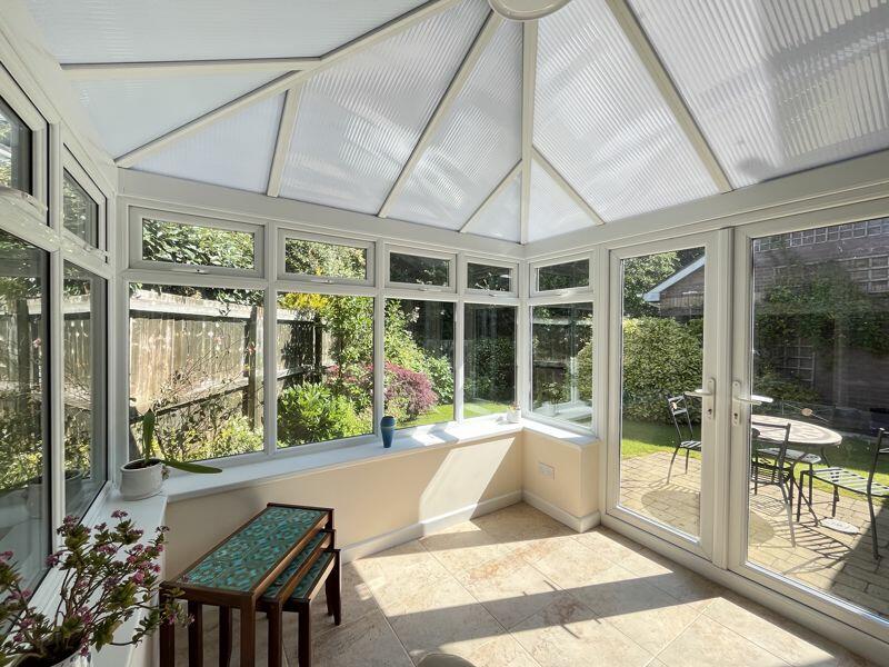 Additional image 6 of 13 Middlegate Court, Cowbridge, The Vale of Glamorgan CF71 7EF