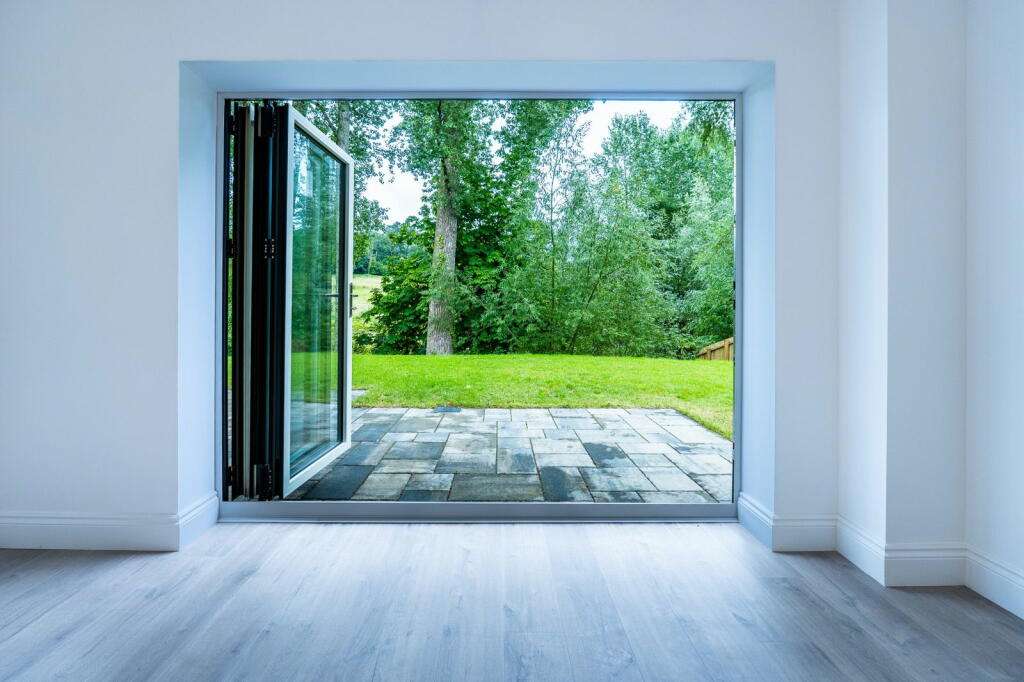 Additional image 13 of Van Road, Caerphilly, CF83 3RR