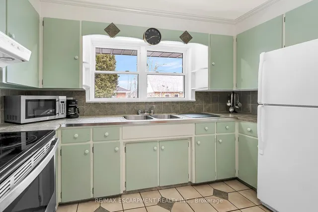 Additional image 10 of 297 East 36th St