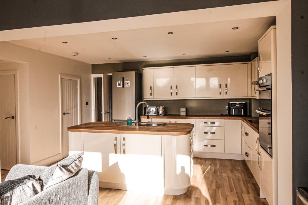 Additional image 3 of Fitzhamon Avenue, Llantwit Major, CF61