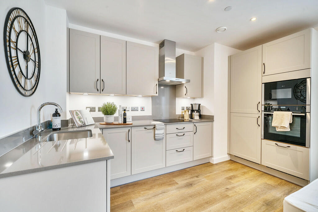 Additional image 4 of Glade House, Whitchurch Road, Great Boughton