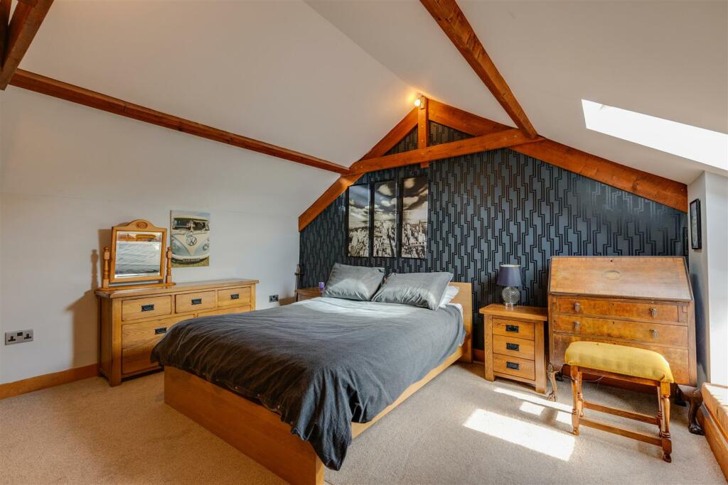 Additional image 8 of Kwisha, The Germonds, Watery Lane, Welsh St Donats, CF71 7SS