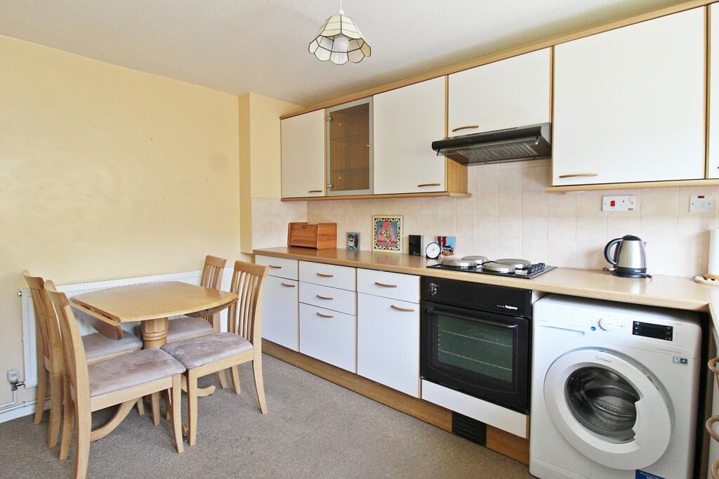Additional image 2 of Pendre Crescent, Llanharan, Pontyclun, Rhondda Cynon Taff. CF72 9PP