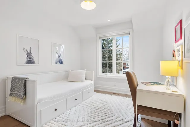 Additional image 27 of 19 The Palisades