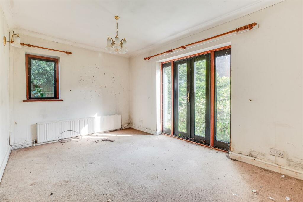 Additional image 6 of Neston Road, Willaston, Neston