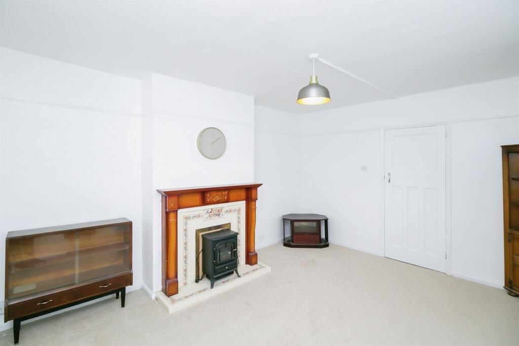 Additional image 4 of St. Davids Avenue, Llantwit Major