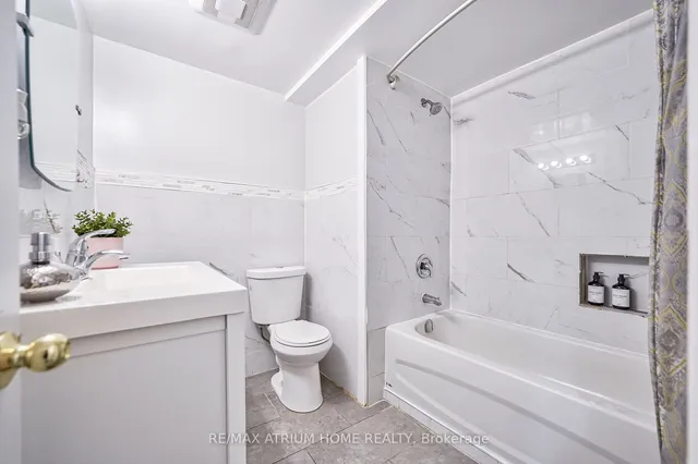 Additional image 39 of 18 Castle Hill Dr