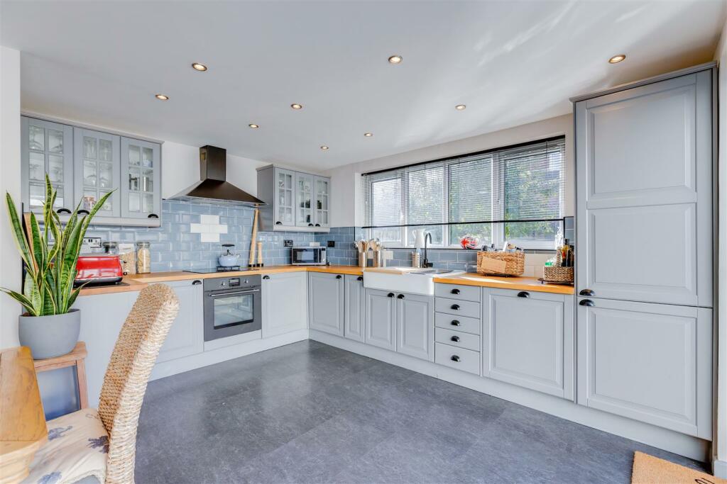 Additional image 9 of St. Brides Major, Vale Of Glamorgan, CF32 0SB