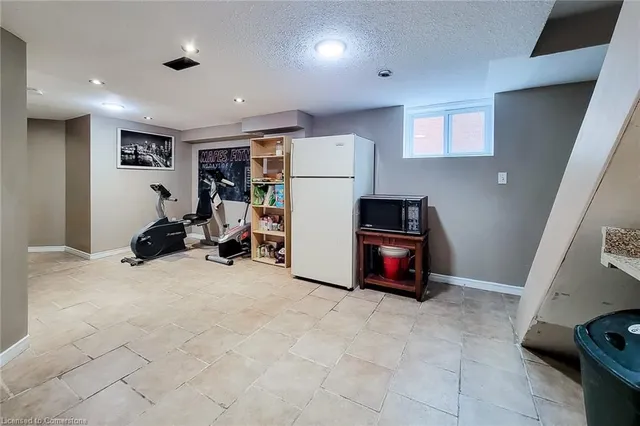 Additional image 30 of 36 Mapes Ave
