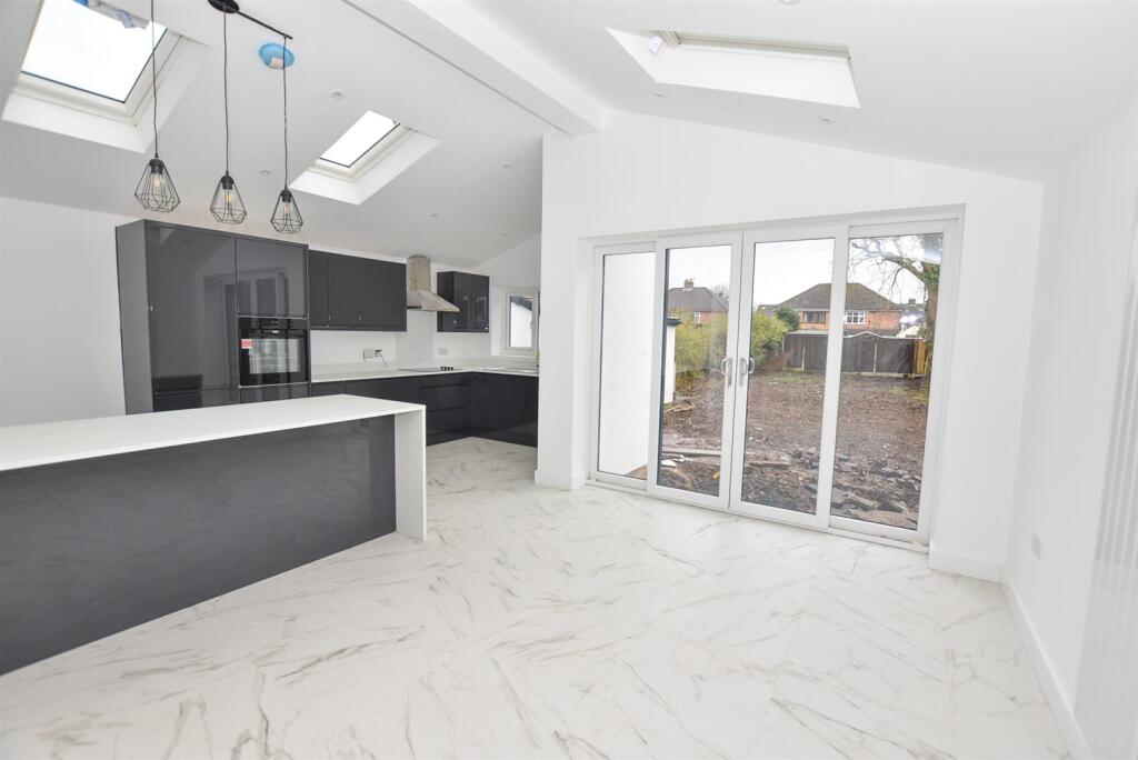 Additional image 21 of Greenfields Avenue, Bromborough