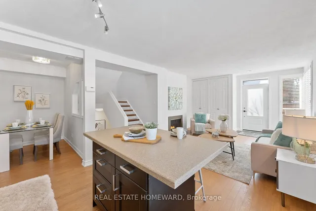 Additional image 18 of 75 Upper Canada Dr Unit 1